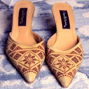 David Aaron Embroidered Pointed Toe Mules